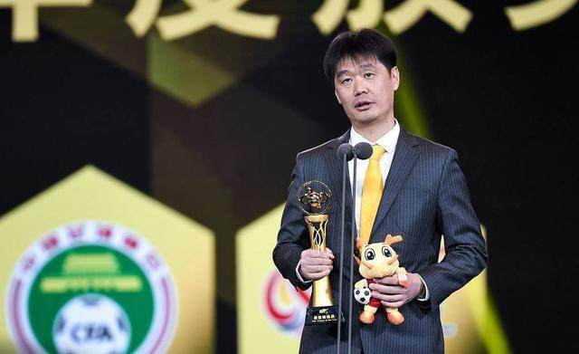 百家乐官网-京媒：李霄鹏非过渡主帅 国足新教练组或中西合璧